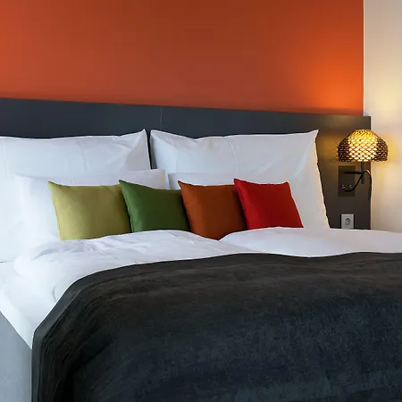 Clarion Energy Hotel