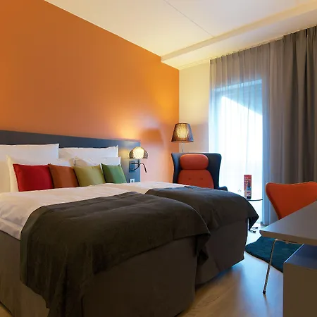 Clarion Energy Hotel