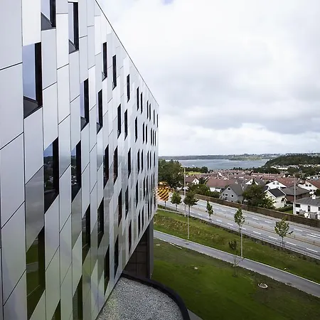 Clarion Energy Hotel 4*